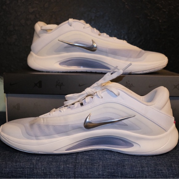 Nike Aja 1 Sneakers - Picture 2 of 4